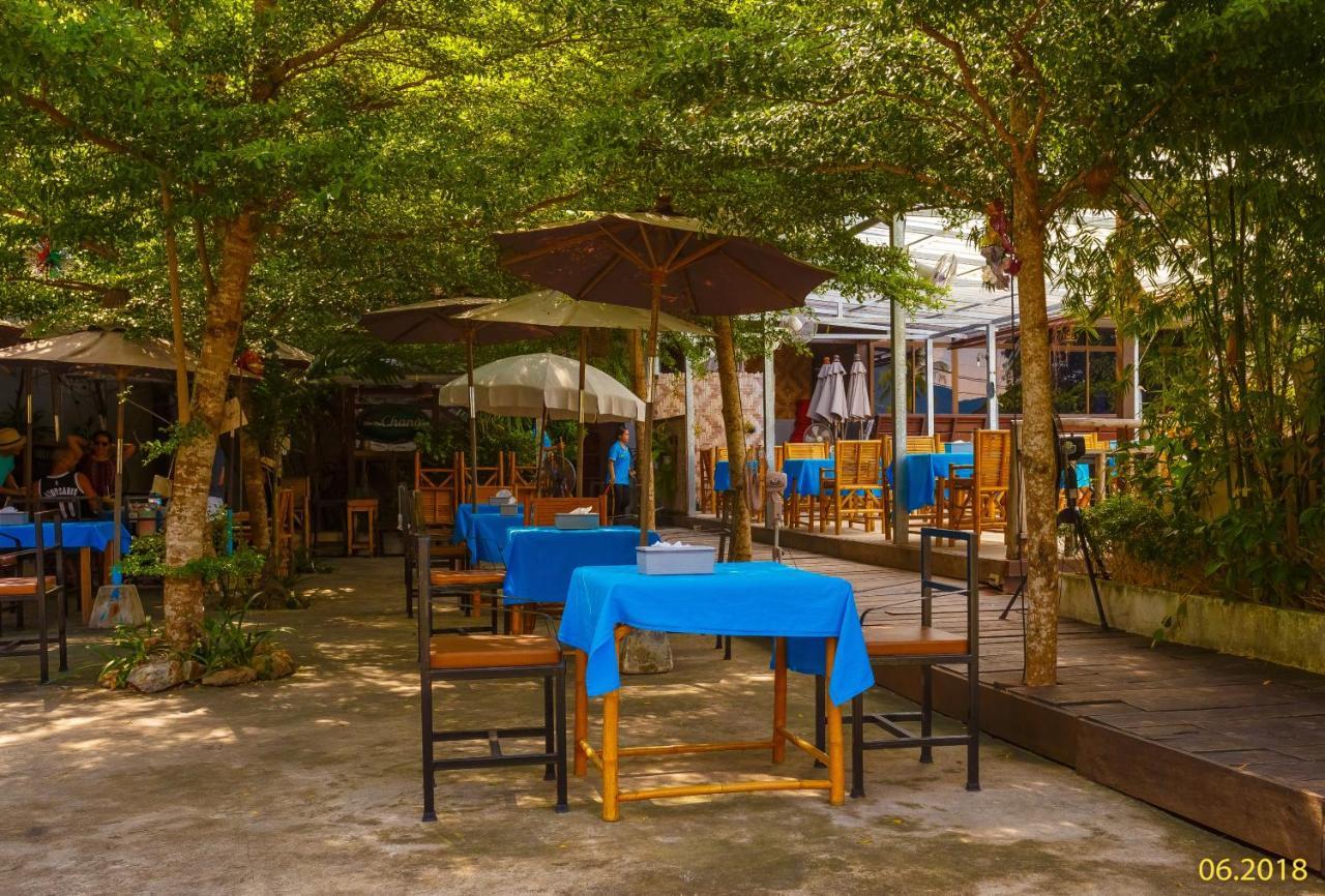 The Aristo Beach By Holy Cow, Studio, Mountain View Pantai Surin Bagian luar foto
