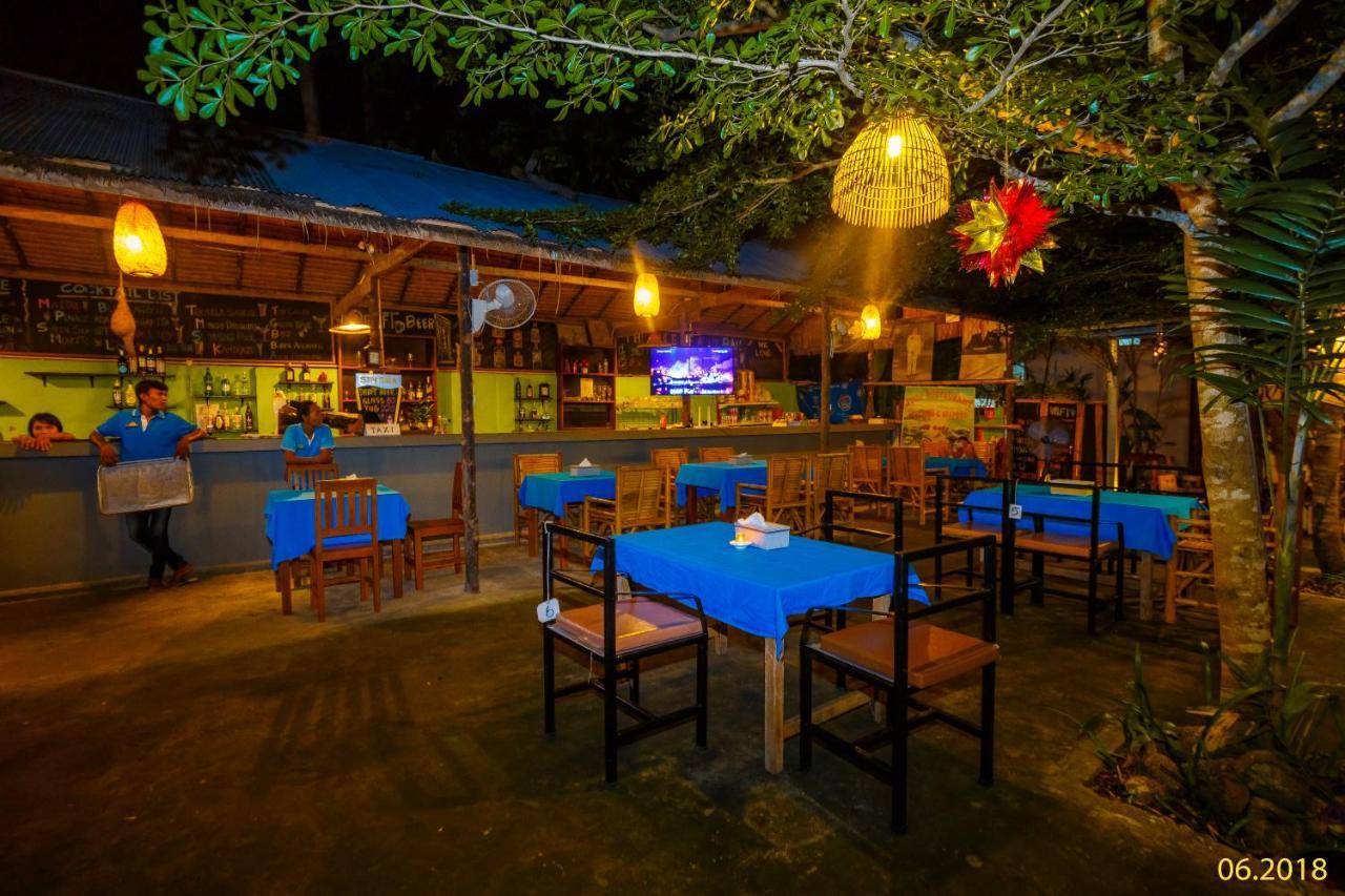 The Aristo Beach By Holy Cow, Studio, Mountain View Pantai Surin Bagian luar foto